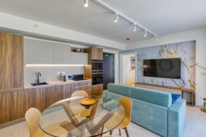Luxury Mercury Suites with Pool